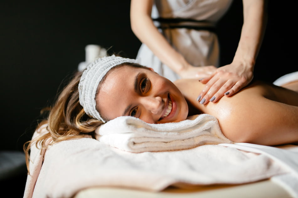 Experience Wellness: 5 Therapeutic Massage Techniques You Should Try